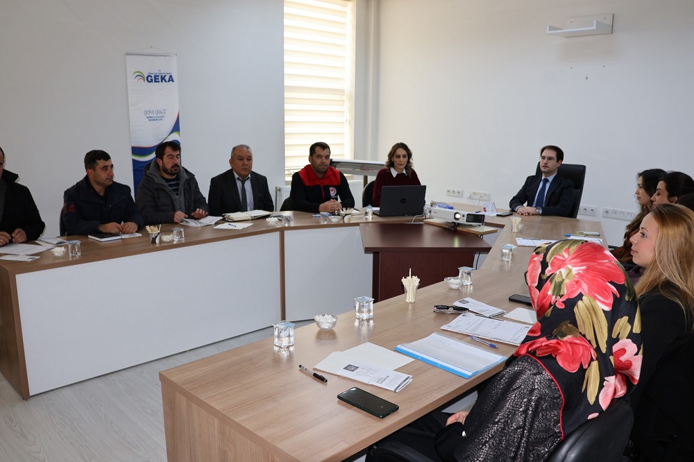 Kaymakamımız Sayın Ferdi AKGÜN Başkanlığında Kurumlarımızdan Oluşturulan Komisyonla 2025 Aile Yılı Kapsamında  Toplantı Gerçekleştirilmiştir